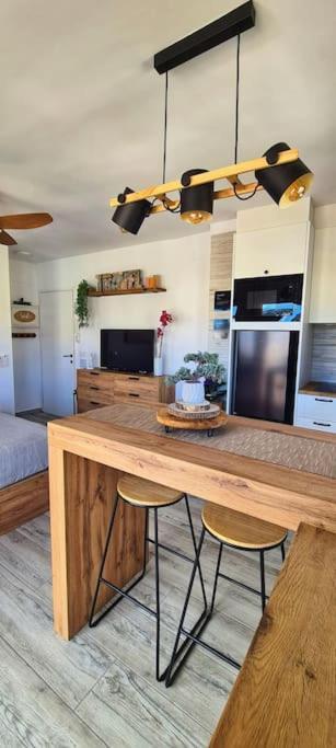 Sunrisemare Vacational Studio Ρόζες Εξωτερικό φωτογραφία