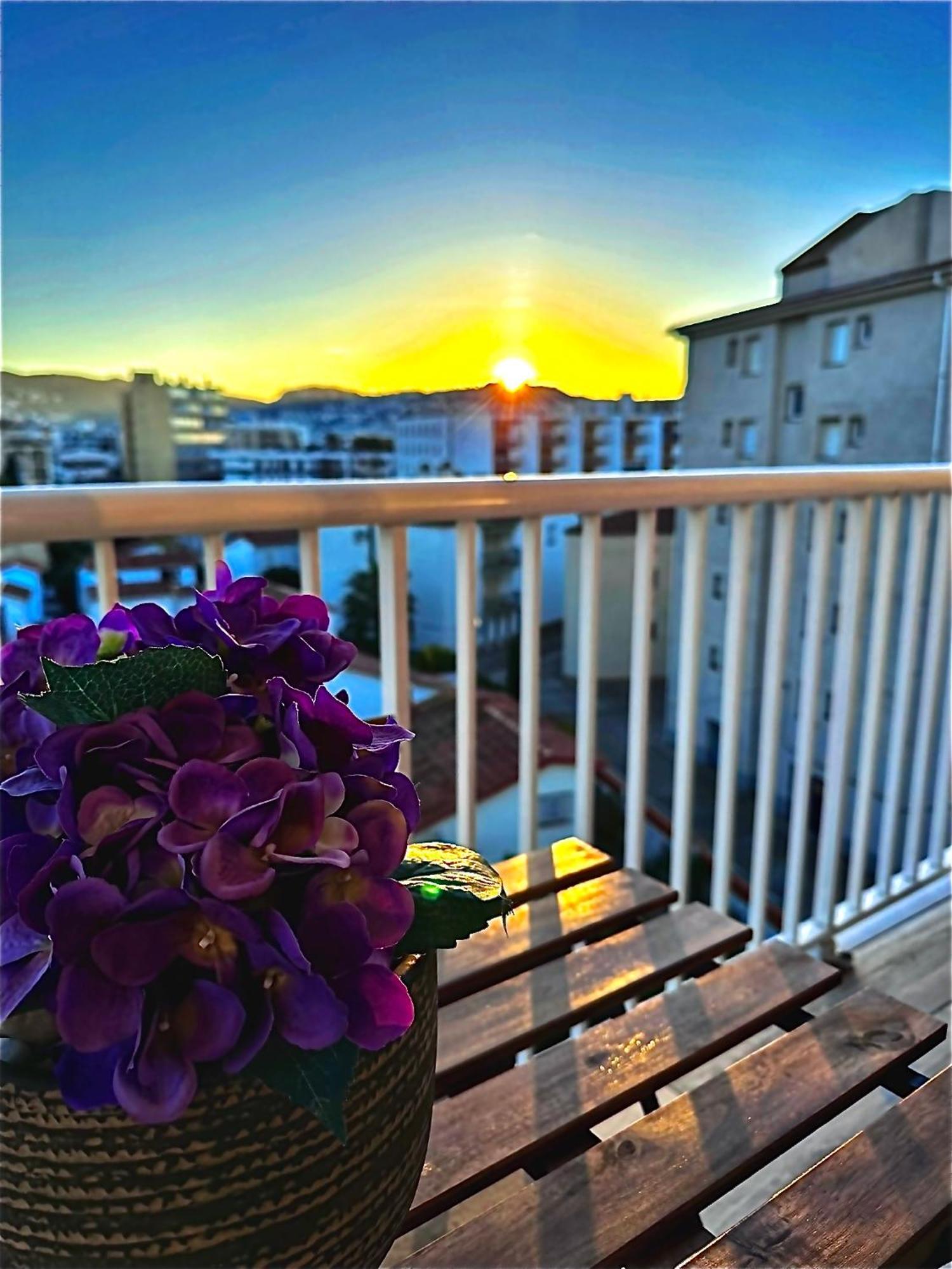 Sunrisemare Vacational Studio Ρόζες Εξωτερικό φωτογραφία
