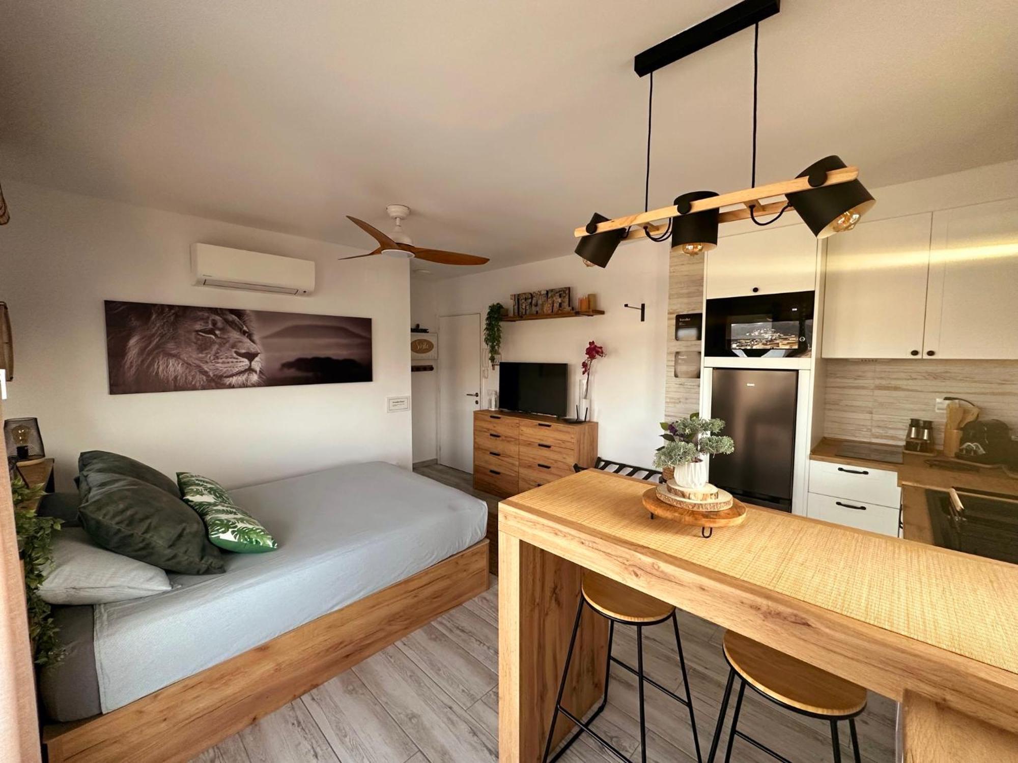 Sunrisemare Vacational Studio Ρόζες Εξωτερικό φωτογραφία